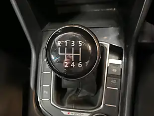 Used 2018 Volkswagen Tiguan Se Navigation Blue - Interior and Exterior details 11