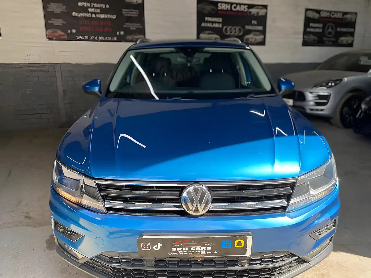 Used 2018 Volkswagen Tiguan Se Navigation Blue - Interior and Exterior details 2