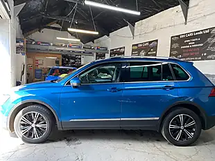 Used 2018 Volkswagen Tiguan Se Navigation Blue - Interior and Exterior details 8