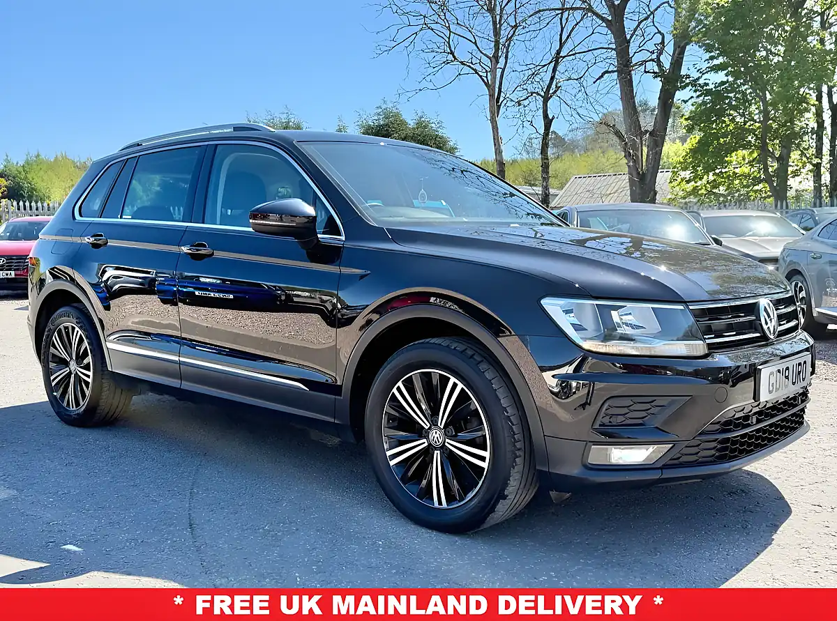 Used 2018 Volkswagen Tiguan Se Navigation Deep Black - Front View