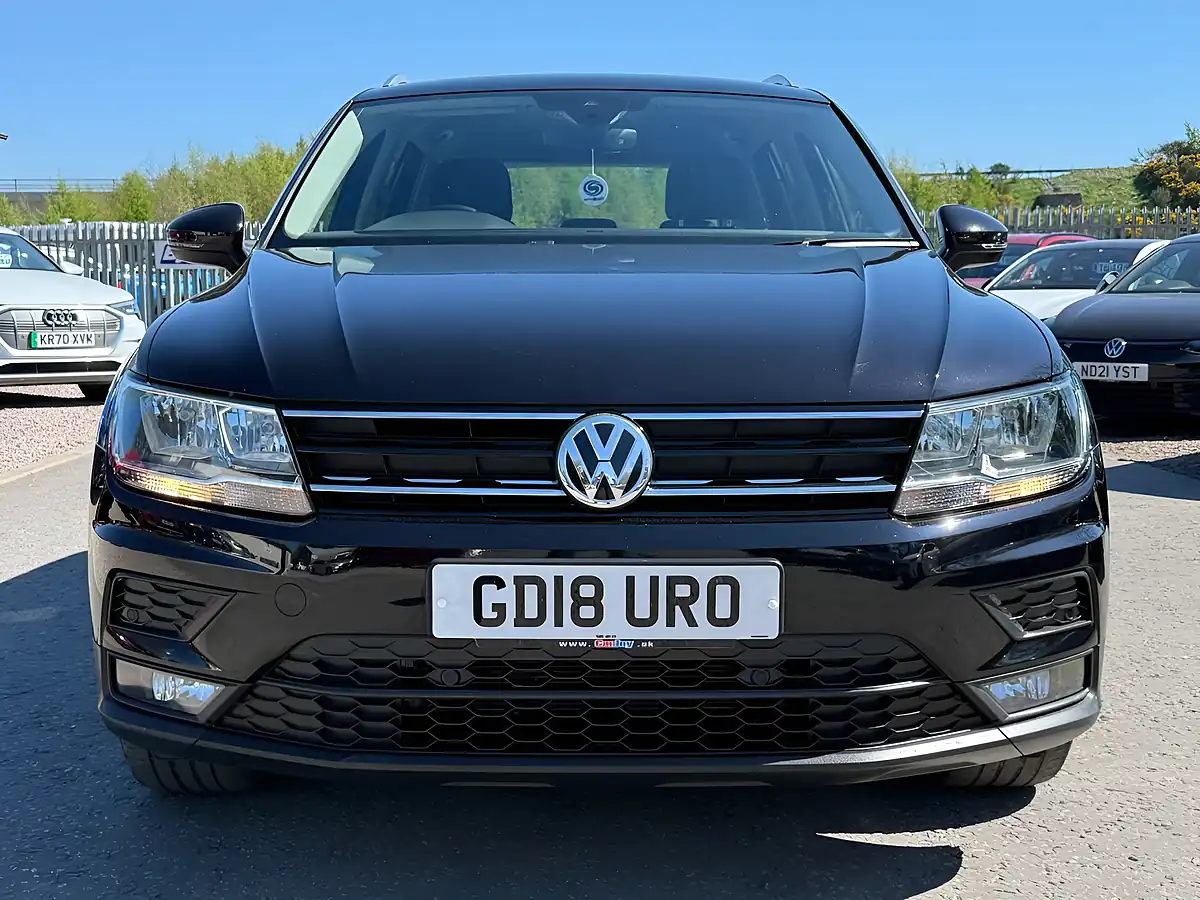 Used 2018 Volkswagen Tiguan Se Navigation Deep Black - Interior and Exterior details 2