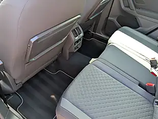 Used 2018 Volkswagen Tiguan Se Navigation Grey - Interior and Exterior details 15