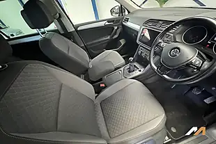 Used 2018 Volkswagen Tiguan Se Navigation Grey - Interior and Exterior details 14