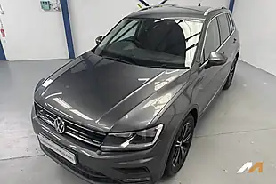 Used 2018 Volkswagen Tiguan Se Navigation Grey - Interior and Exterior details 6