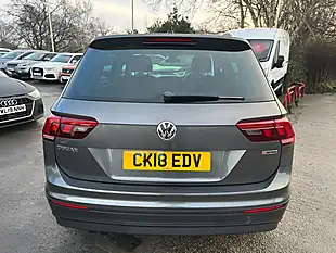 Used 2018 Volkswagen Tiguan Se Navigation Grey - Interior and Exterior details 6