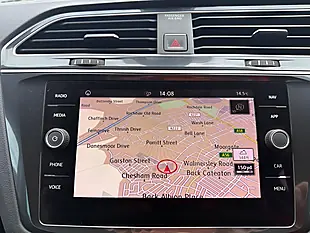 Used 2018 Volkswagen Tiguan Se Navigation Grey - Interior and Exterior details 12