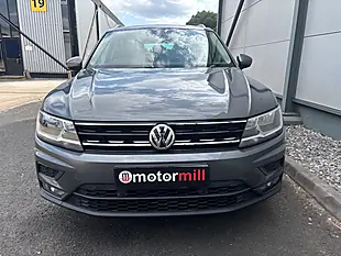 Used 2018 Volkswagen Tiguan Se Navigation Grey - Interior and Exterior details 8