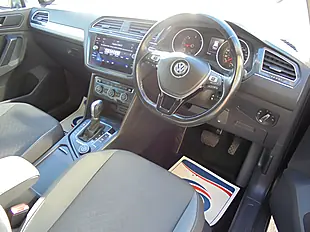 Used 2018 Volkswagen Tiguan Se Navigation Grey - Interior and Exterior details 10