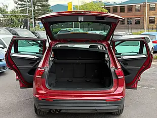 Used 2018 Volkswagen Tiguan Se Navigation Red - Interior and Exterior details 11