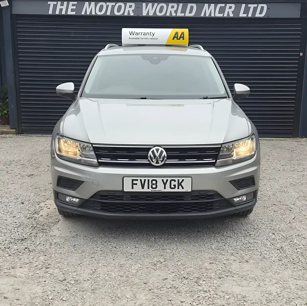 Used 2018 Volkswagen Tiguan Se Navigation Silver - Interior and Exterior details 2