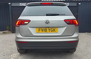 Used 2018 Volkswagen Tiguan Se Navigation Silver - Interior and Exterior details 7