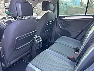 Used 2018 Volkswagen Tiguan Se Navigation Urano Grey - Interior and Exterior details 12