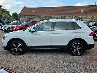 Used 2018 Volkswagen Tiguan Se Navigation White - Interior and Exterior details 14