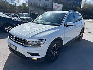 Used 2018 Volkswagen Tiguan Se Navigation White - Interior and Exterior details 12