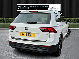 Used 2018 Volkswagen Tiguan Se Navigation White - Interior and Exterior details 13