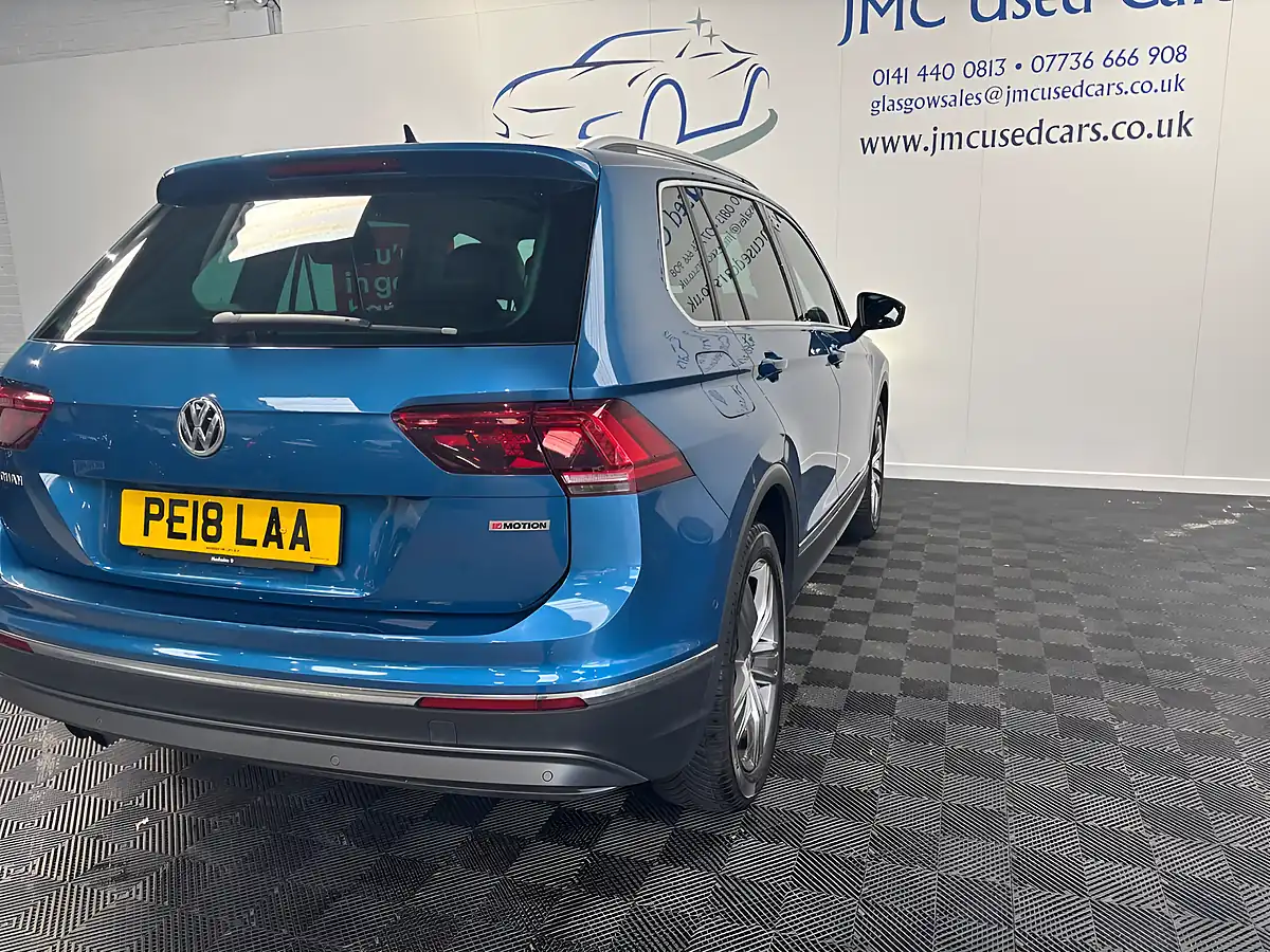 Used 2018 Volkswagen Tiguan Sel Atlantic Blue - Interior and Exterior details 3