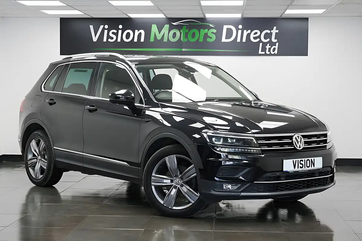 Used 2018 Volkswagen Tiguan Sel Black - Front View