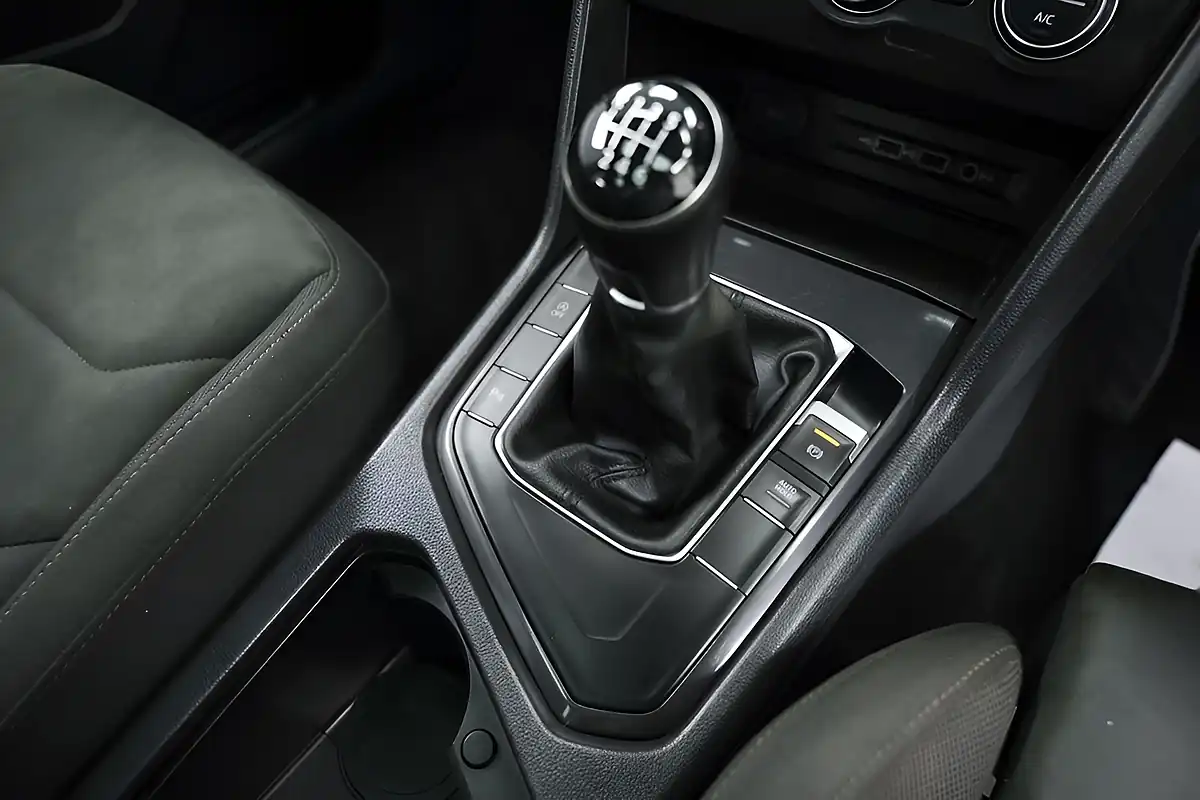 Used 2018 Volkswagen Tiguan Sel Black - Interior and Exterior details 7