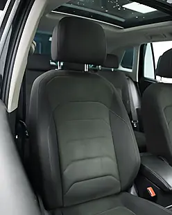 Used 2018 Volkswagen Tiguan Sel Black - Interior and Exterior details 9