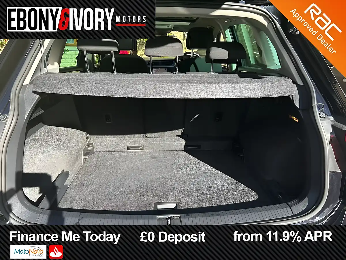 Used 2018 Volkswagen Tiguan Sel Black - Interior and Exterior details 6