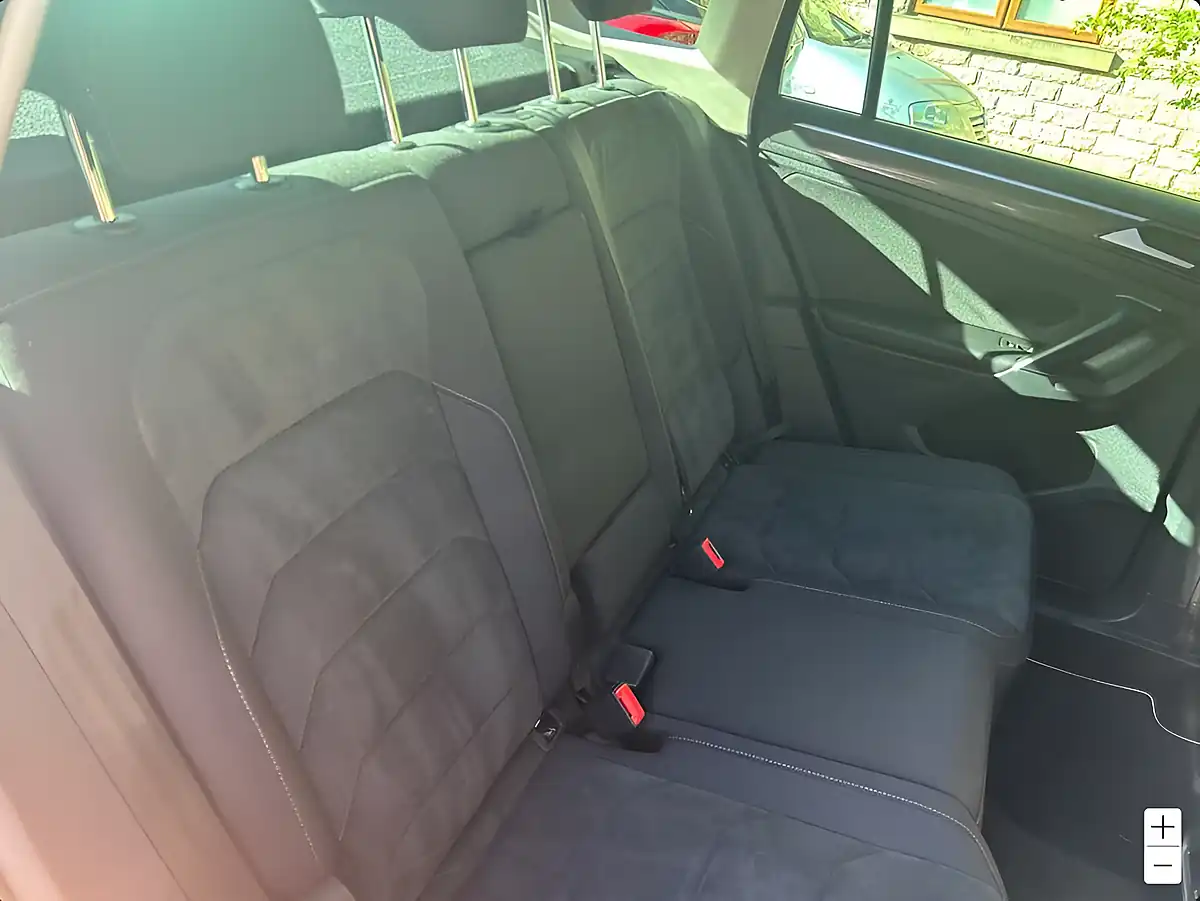 Used 2018 Volkswagen Tiguan Sel Black - Interior and Exterior details 8