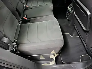 Used 2018 Volkswagen Tiguan Sel Black - Interior and Exterior details 11