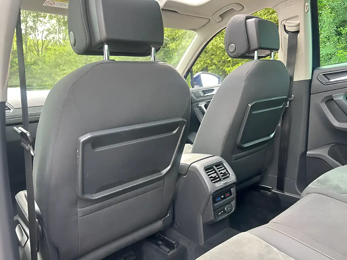Used 2018 Volkswagen Tiguan Sel Blue - Interior and Exterior details 14