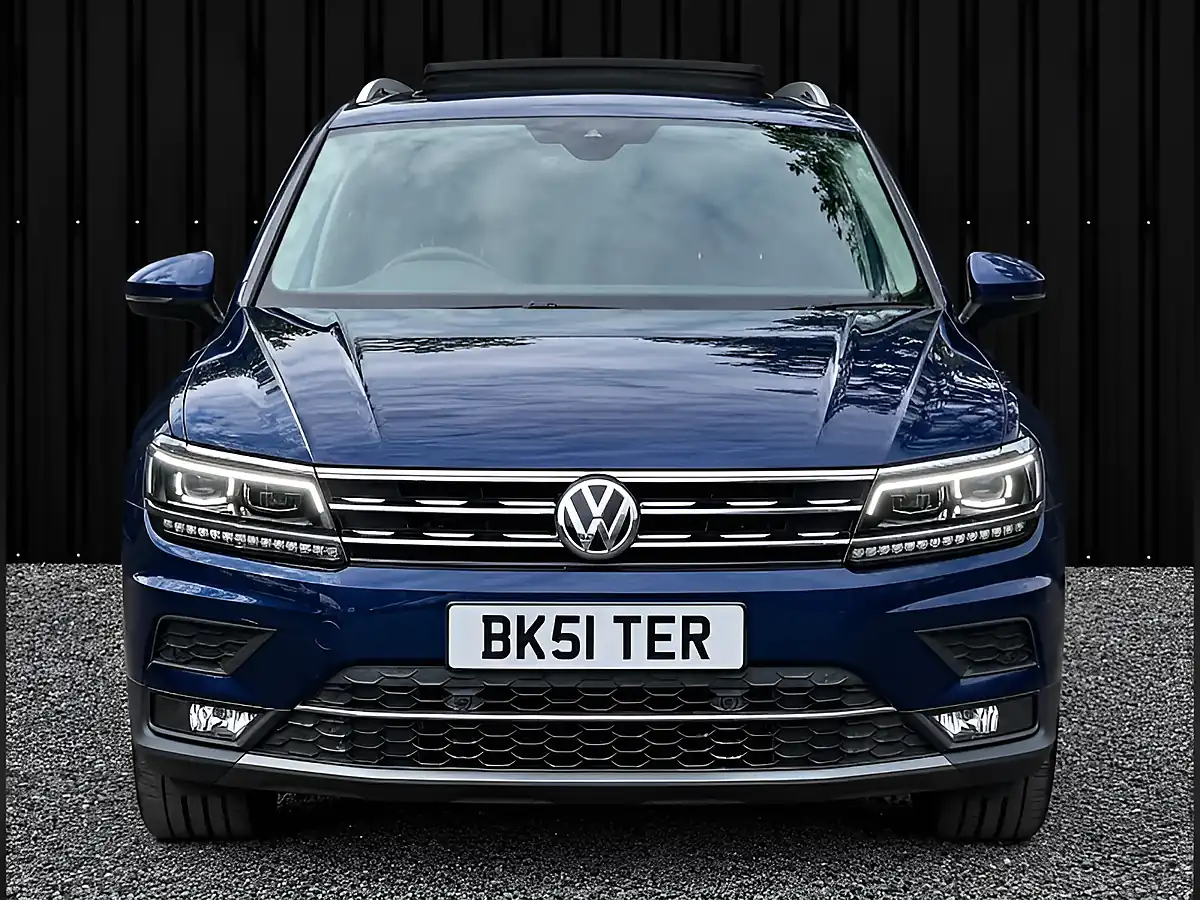 Used 2018 Volkswagen Tiguan Sel Blue - Interior and Exterior details 5