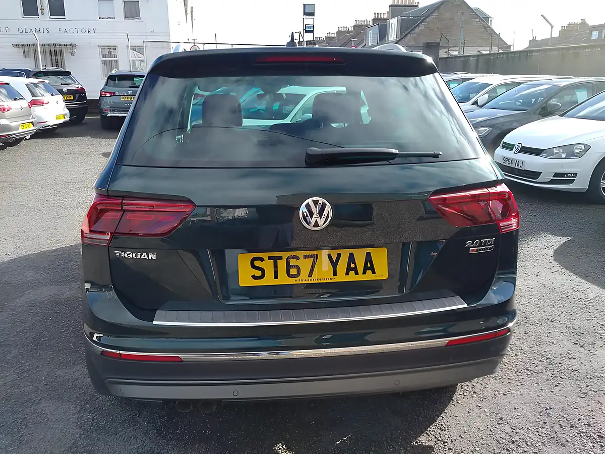 Used 2018 Volkswagen Tiguan Sel Green - Interior and Exterior details 5