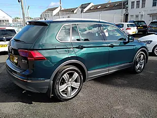 Used 2018 Volkswagen Tiguan Sel Green - Interior and Exterior details 8