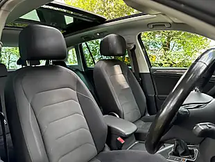 Used 2018 Volkswagen Tiguan Sel Grey - Interior and Exterior details 13