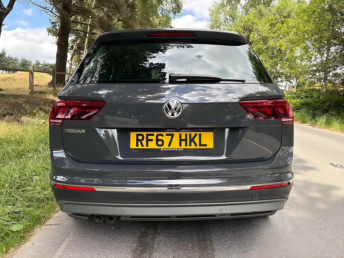 Used 2018 Volkswagen Tiguan Sel Grey - Interior and Exterior details 8
