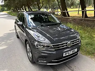 Used 2018 Volkswagen Tiguan Sel Grey - Interior and Exterior details 9