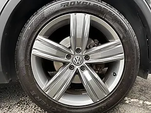 Used 2018 Volkswagen Tiguan Sel Grey - Interior and Exterior details 20