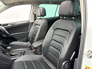 Used 2018 Volkswagen Tiguan Sel Pure White - Interior and Exterior details 19