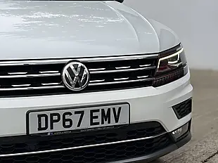 Used 2018 Volkswagen Tiguan Sel Pure White - Interior and Exterior details 3