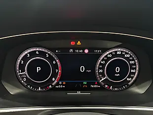 Used 2018 Volkswagen Tiguan Sel Red - Interior and Exterior details 11
