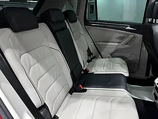 Used 2018 Volkswagen Tiguan Sel Red - Interior and Exterior details 14