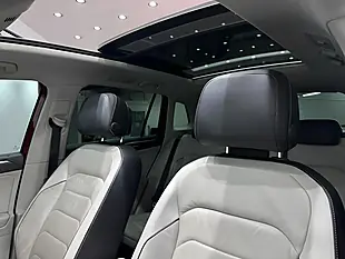 Used 2018 Volkswagen Tiguan Sel Red - Interior and Exterior details 16