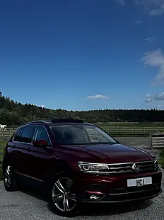 Used 2018 Volkswagen Tiguan Sel Red - Interior and Exterior details 3