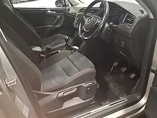 Used 2018 Volkswagen Tiguan Sel Silver - Interior and Exterior details 7