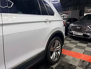 Used 2018 Volkswagen Tiguan Sel Silver - Interior and Exterior details 10