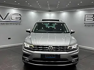 Used 2018 Volkswagen Tiguan Sel Silver - Interior and Exterior details 4