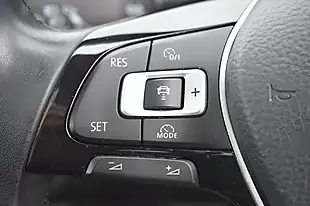 Used 2018 Volkswagen Tiguan Sel Titanium Beige - Interior and Exterior details 13