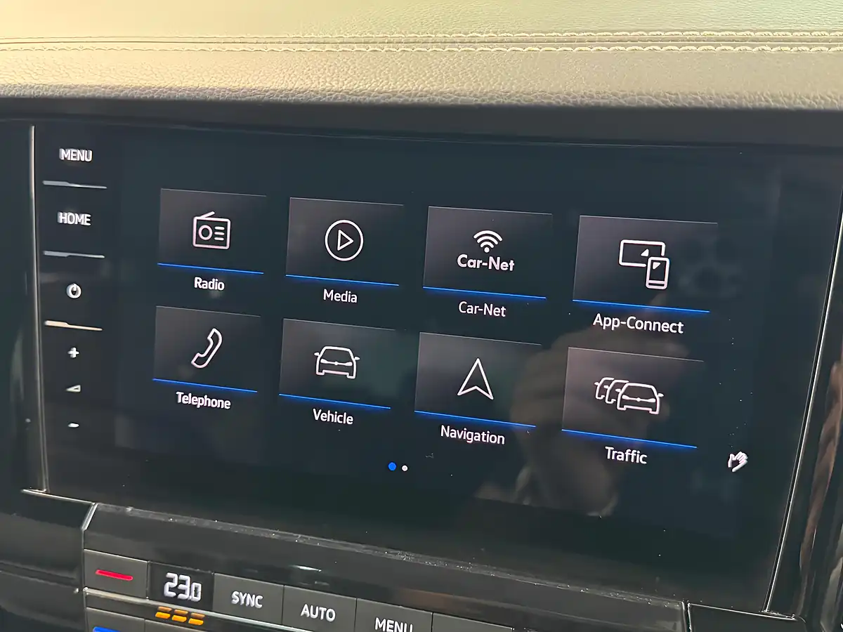 Used 2018 Volkswagen Touareg R-Line Black - Interior and Exterior details 13