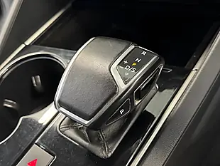 Used 2018 Volkswagen Touareg R-Line Black - Interior and Exterior details 14