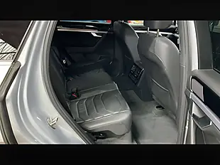 Used 2018 Volkswagen Touareg R-Line Silver - Interior and Exterior details 11