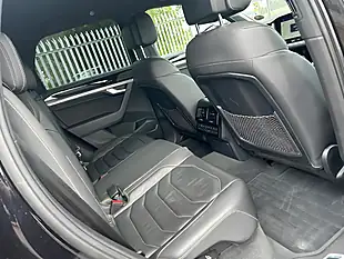 Used 2018 Volkswagen Touareg R-Line Tech Black - Interior and Exterior details 10