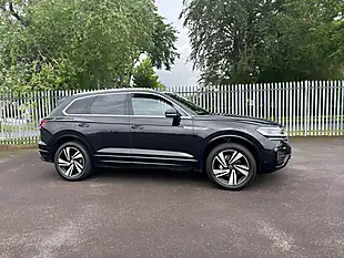 Used 2018 Volkswagen Touareg R-Line Tech Black - Interior and Exterior details 2