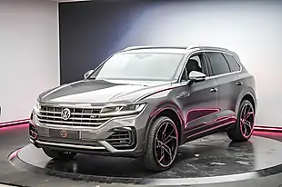 Used 2018 Volkswagen Touareg R-Line Tech Grey - Interior and Exterior details 13